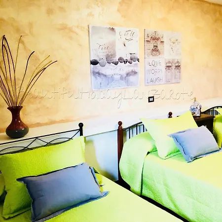 Casita Bellavista With Great Views In Semesterbostad *